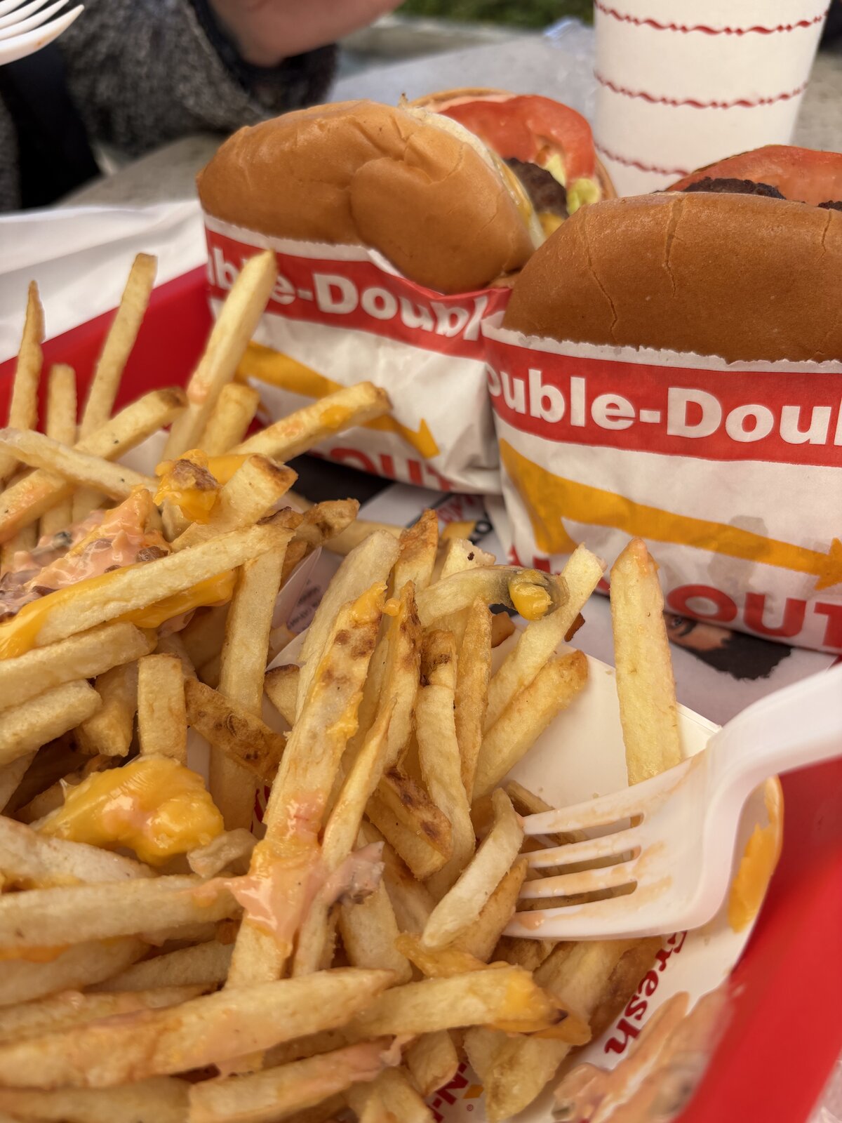 Hamburguesa In-N-Out 2